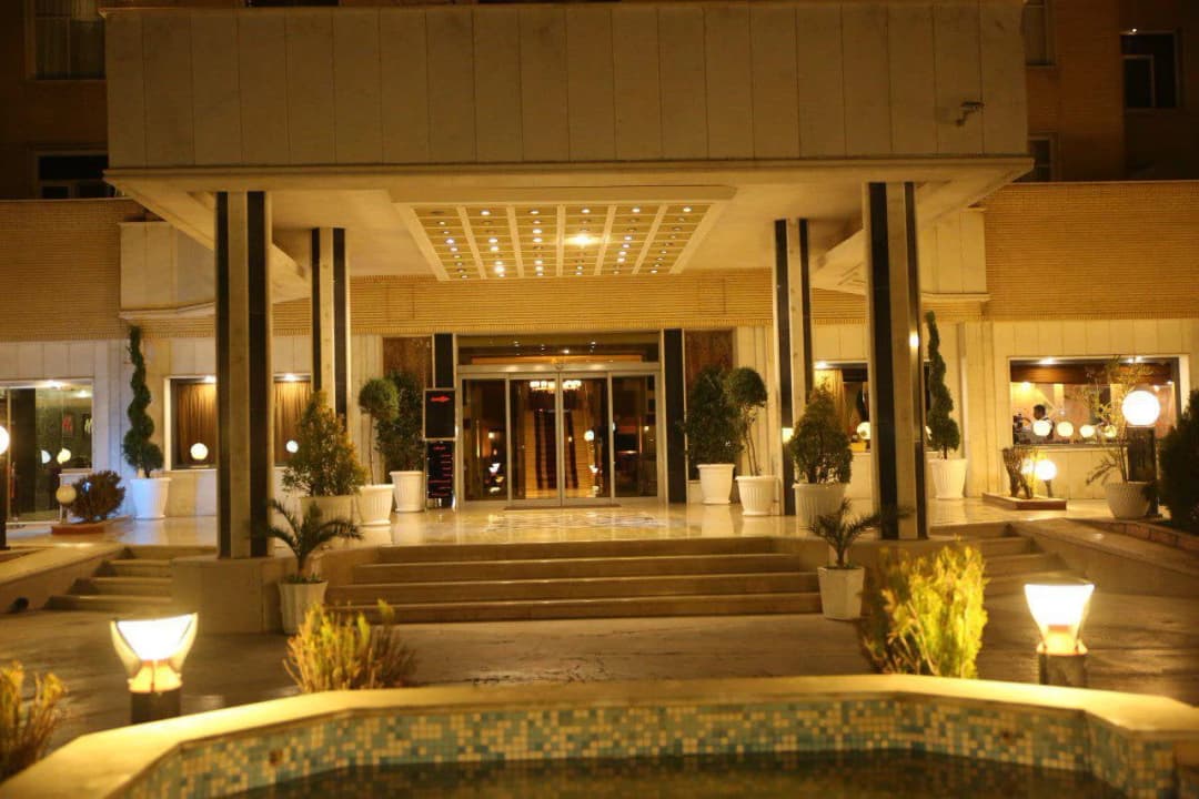 image-gallery