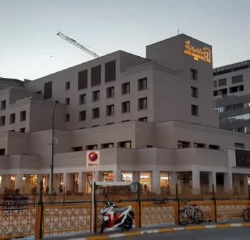 Mashhad-Qasr-al-ziyafe-qods